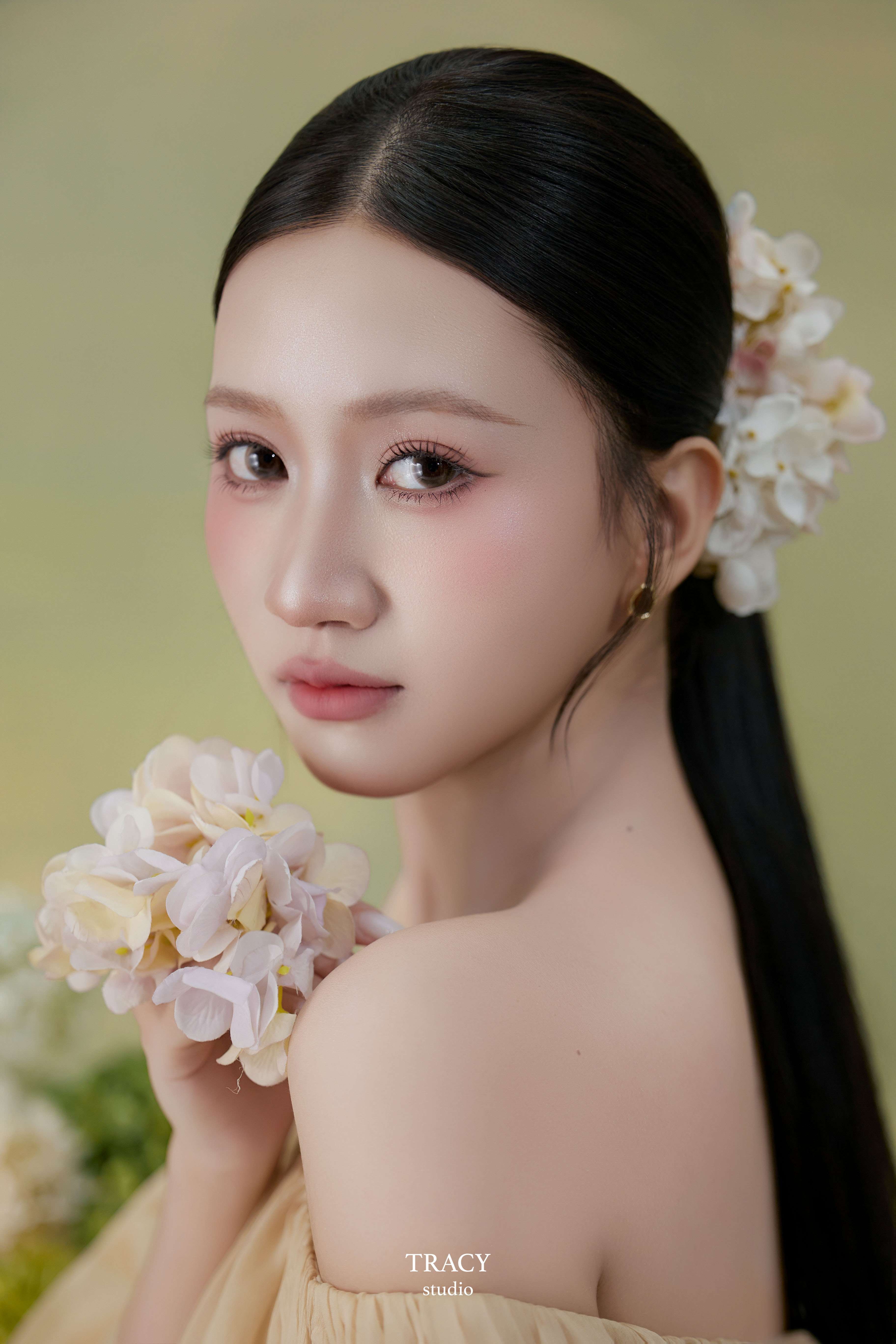 frontend/img/gallery/concept-nang-tho/tracy-studio-chup-concept-nang-tho-hoa (3).jpg